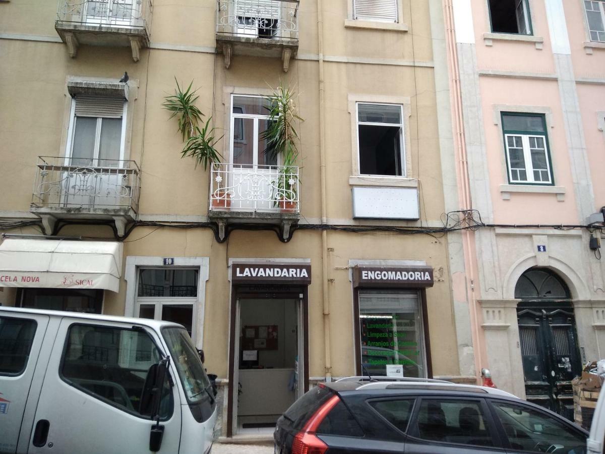 Edith Cavell10 * Lisbon